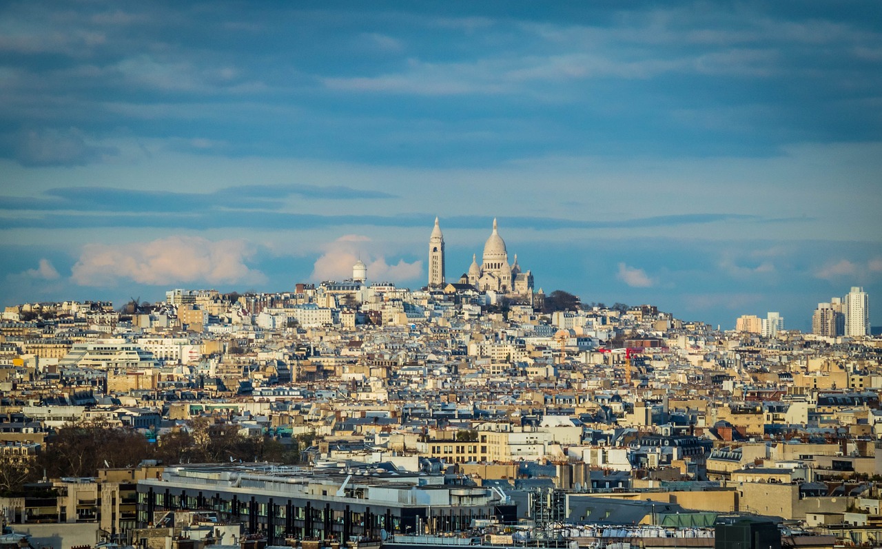 paris  france  montmartre free photo