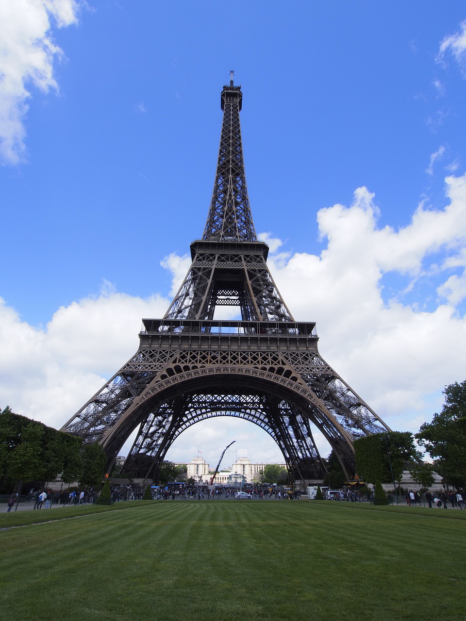 paris  france  eiffel tower free photo