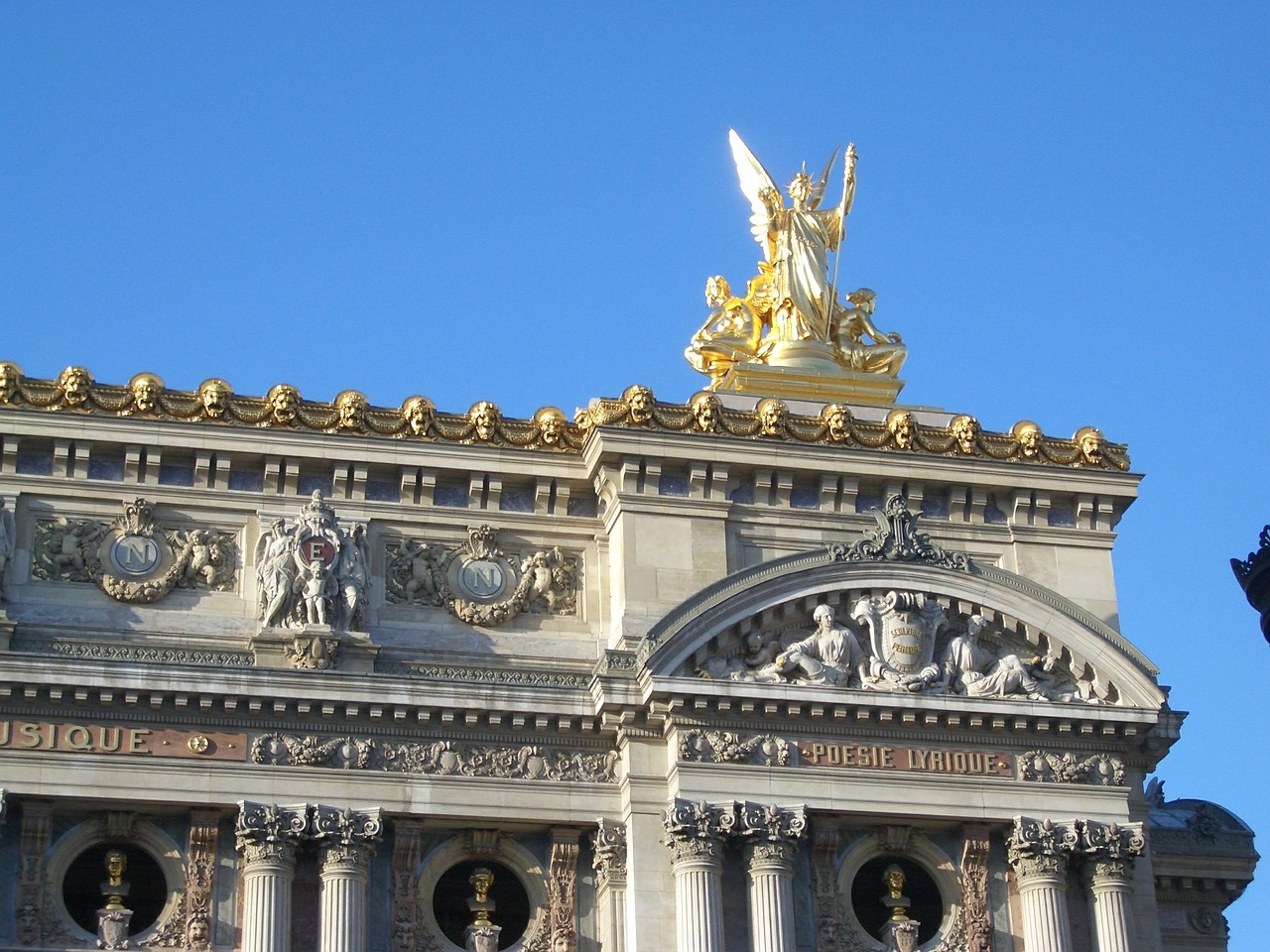 paris opera building free photo