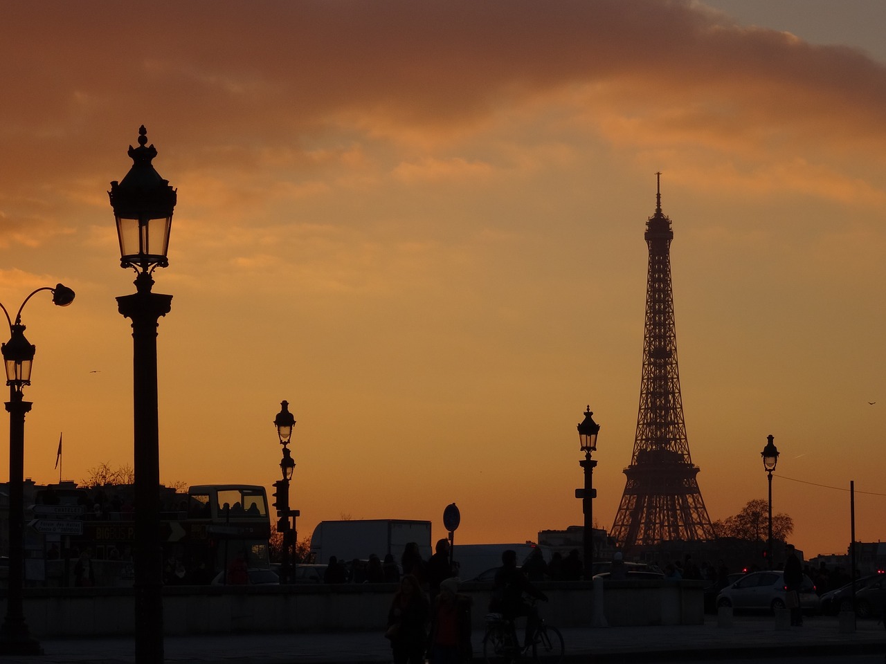 paris eiffel tower sunset free photo