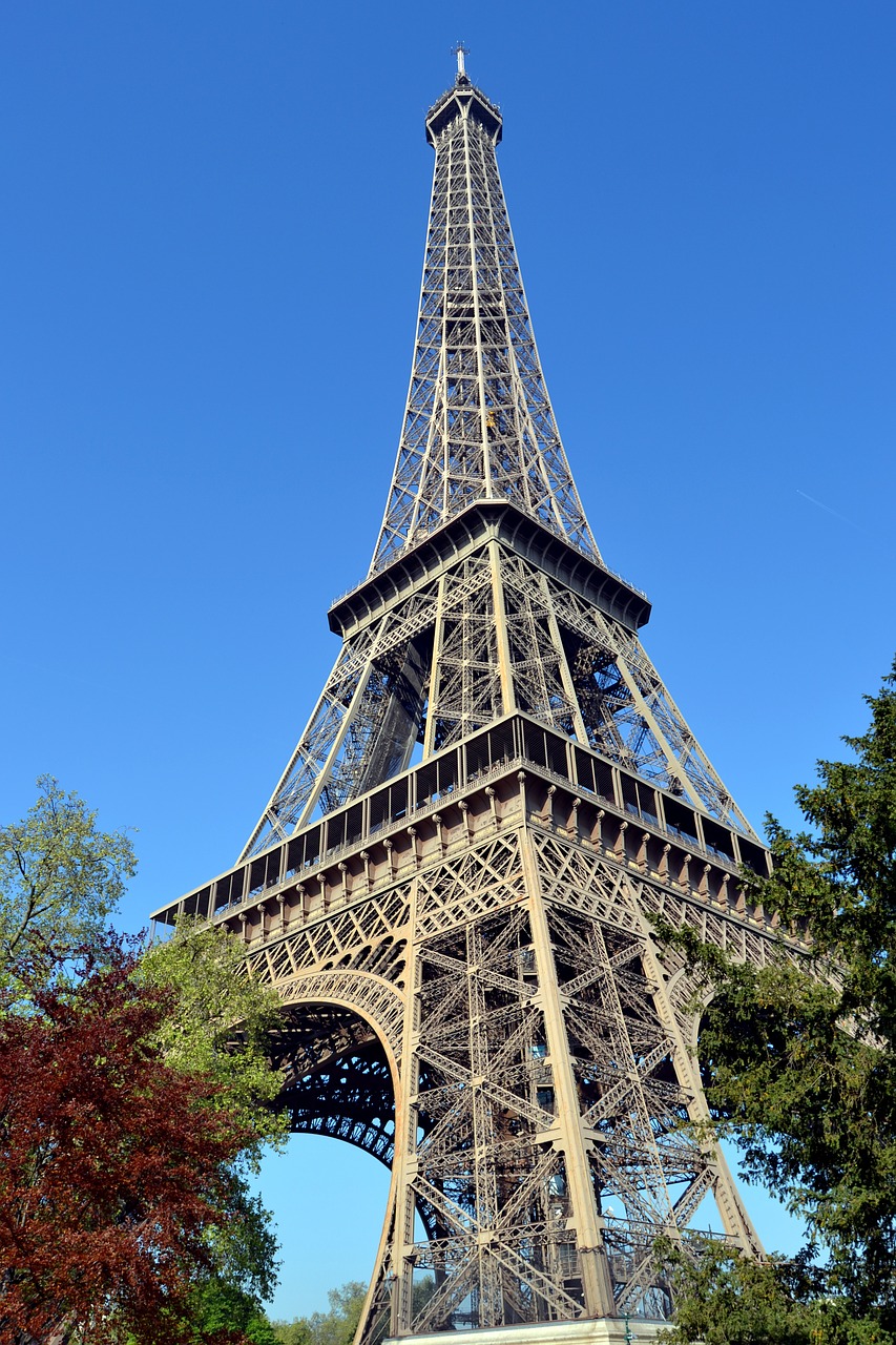 paris france spring free photo