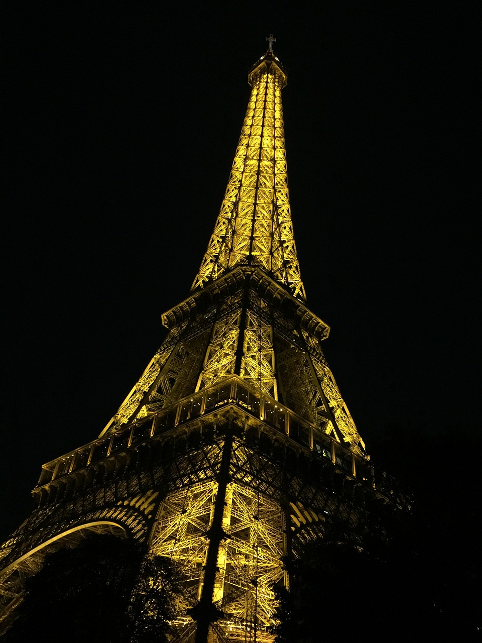 paris eiffel tower france free photo