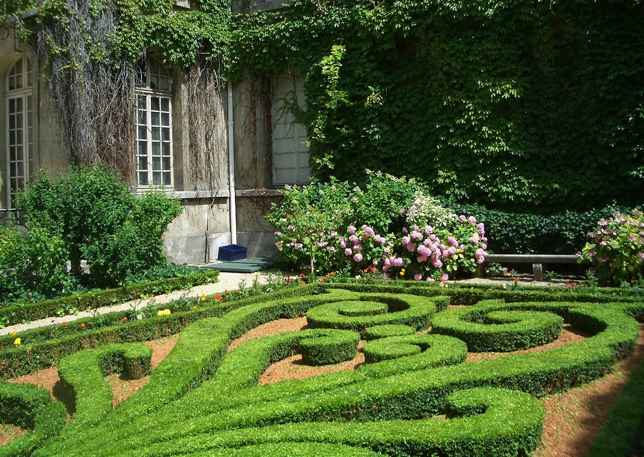 paris france garden free photo