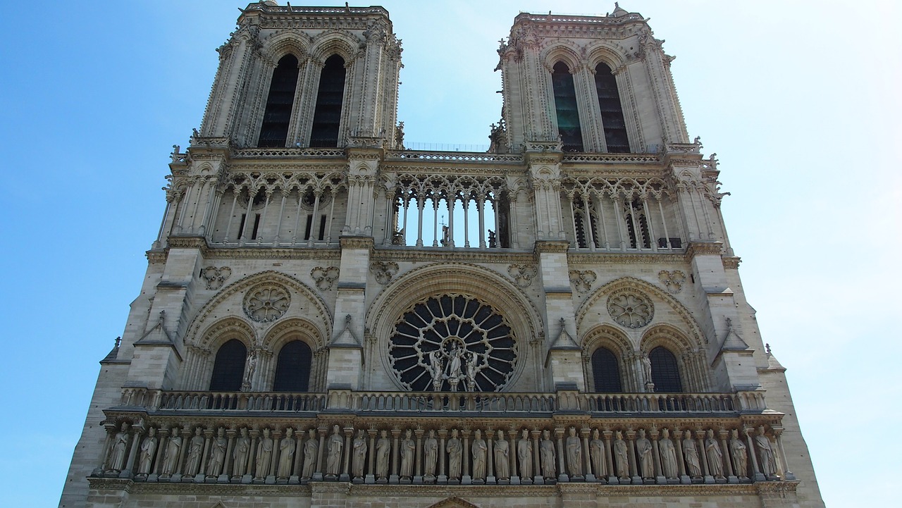 paris notre dame church free photo