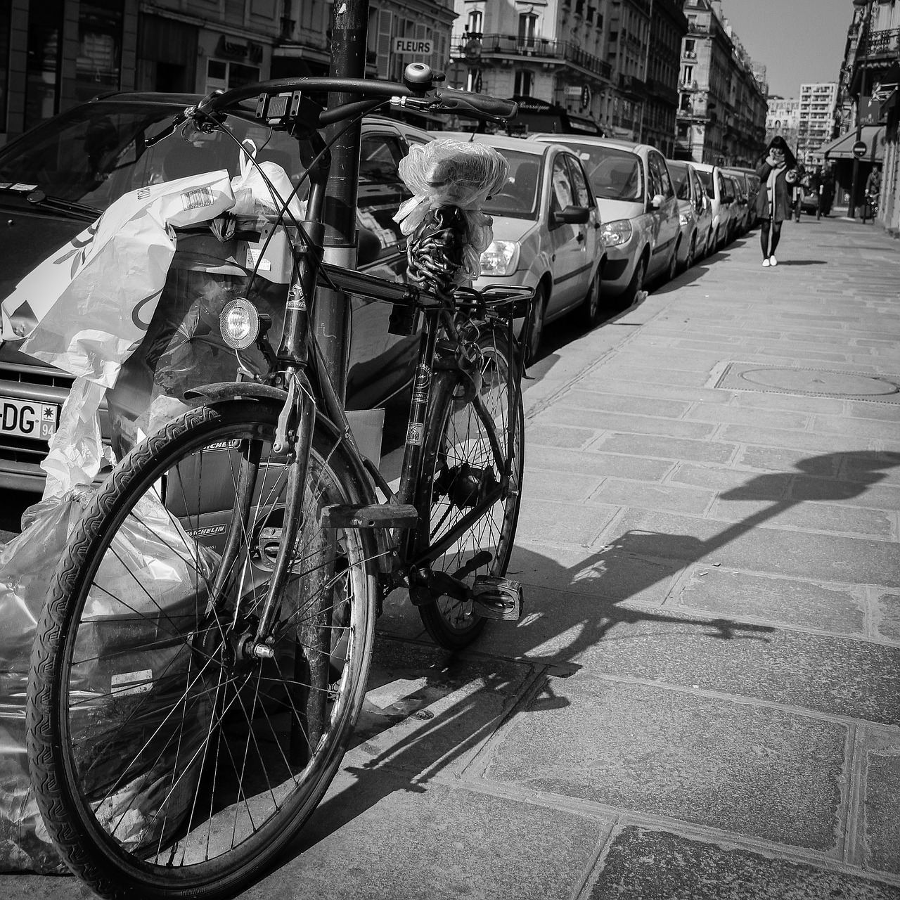 paris street bicycle free photo