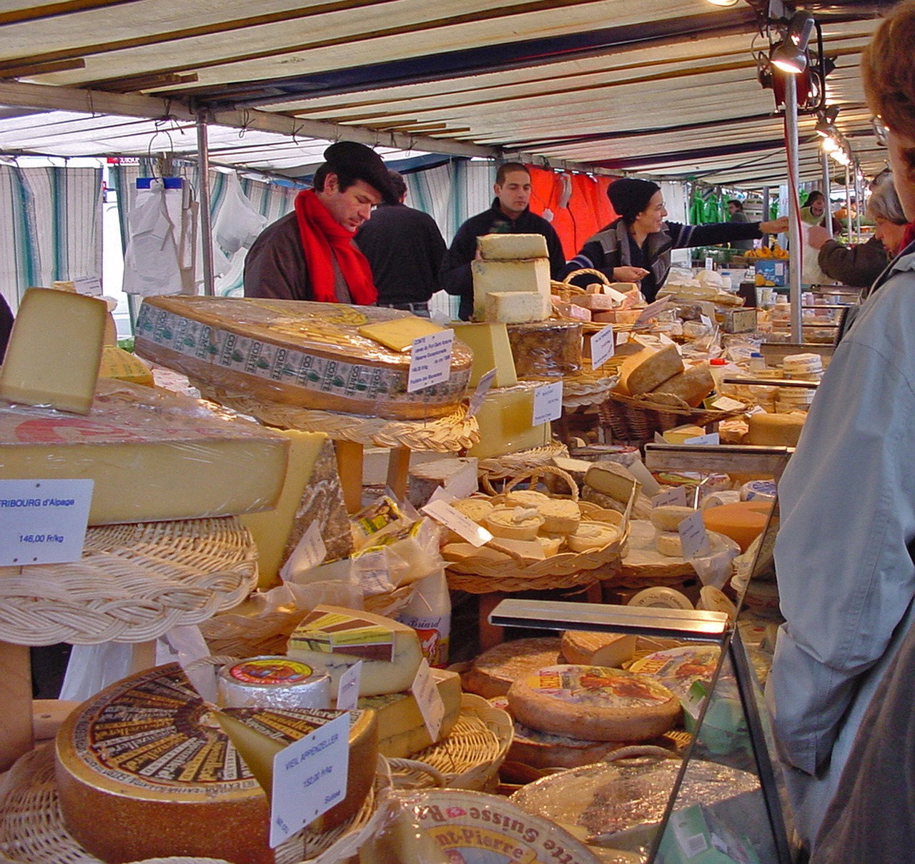 paris market cheese free photo