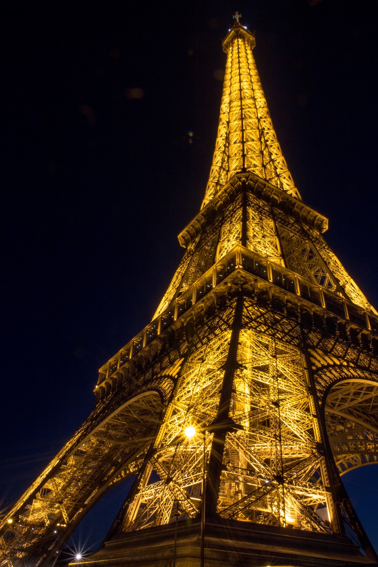 eiffel tower monument free photo