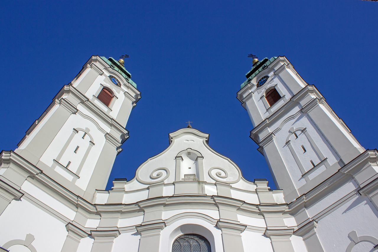 parish church collegiate church roman catholic free photo