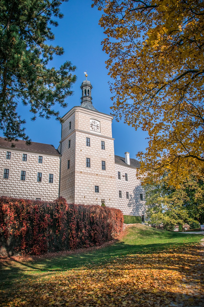 park  castle  architecture free photo