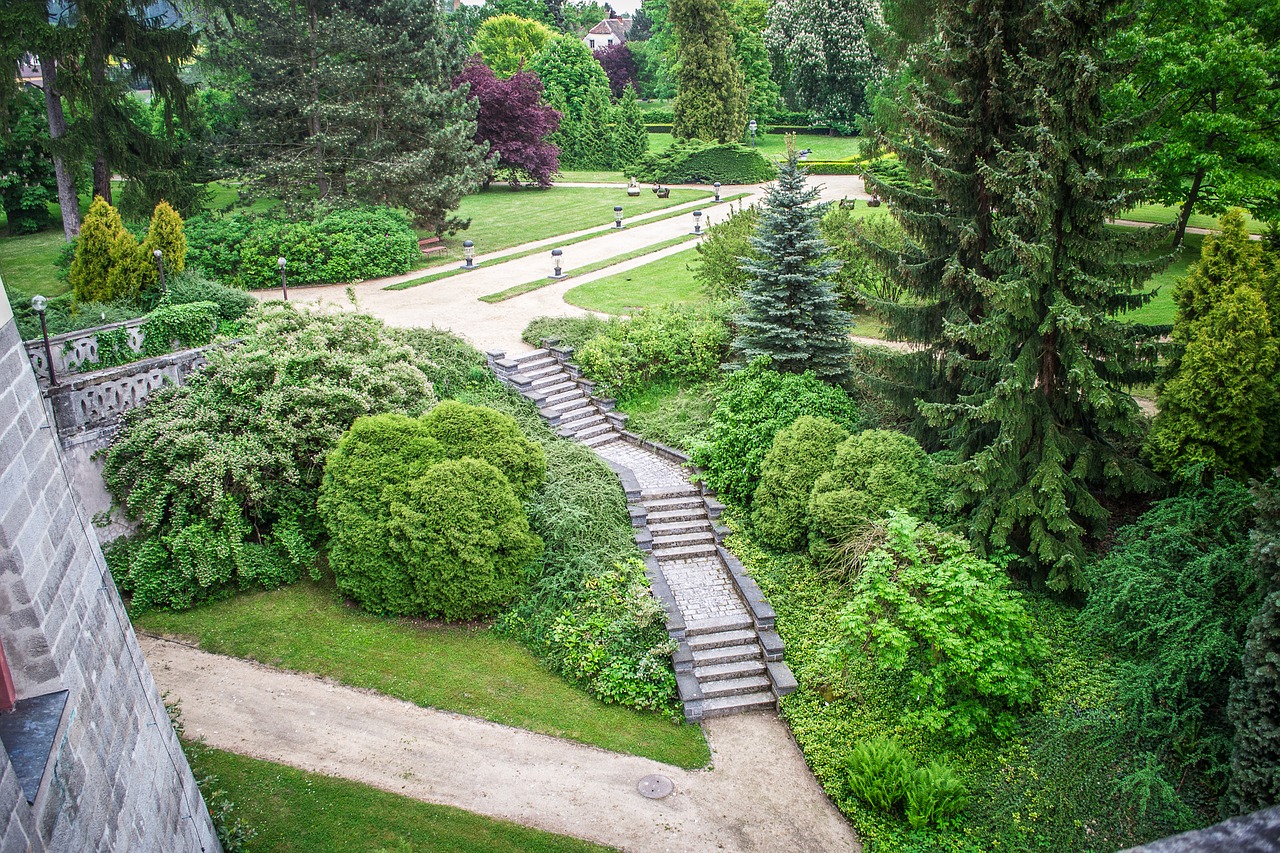 park  castle  architecture free photo