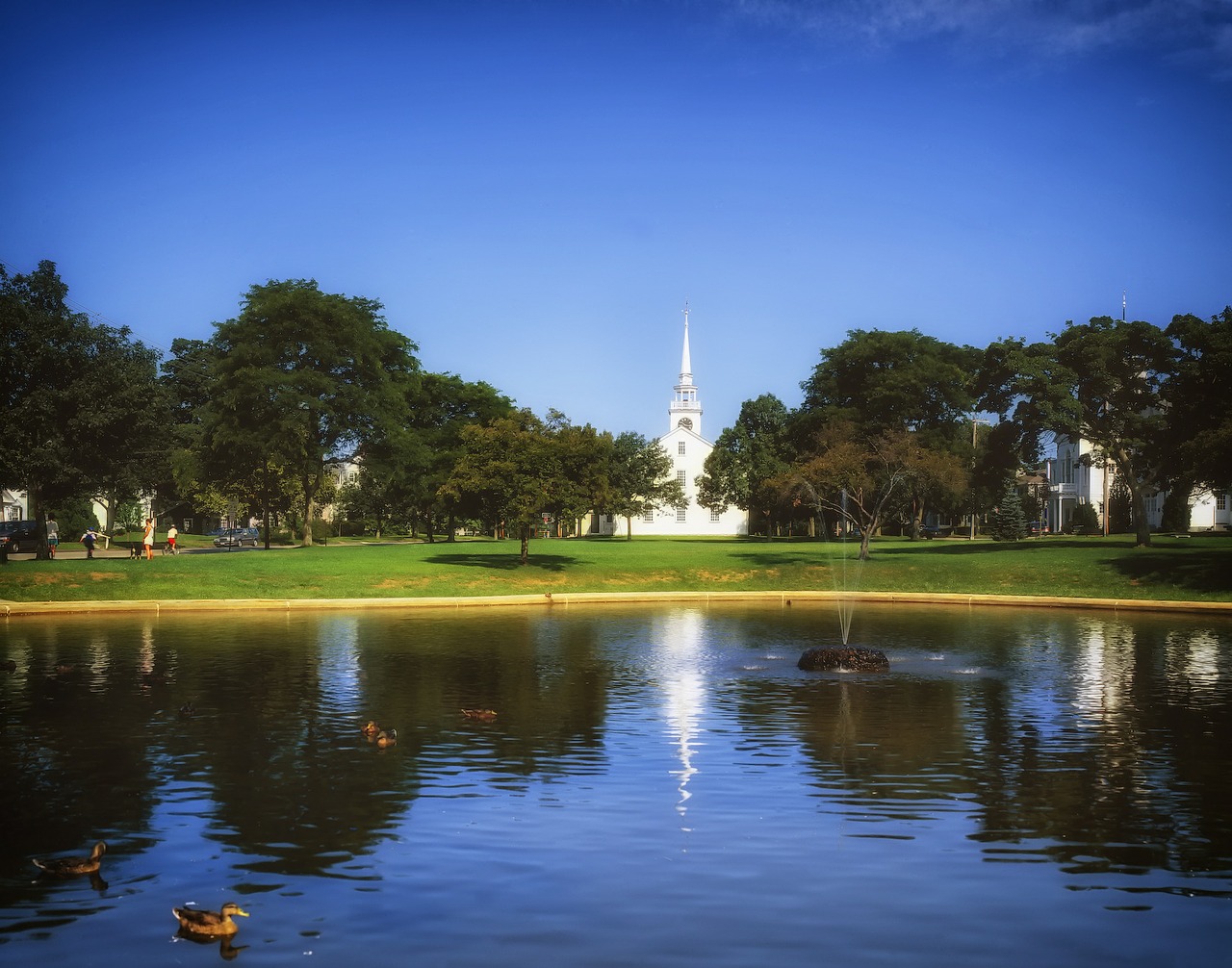 park pond cohasset free photo