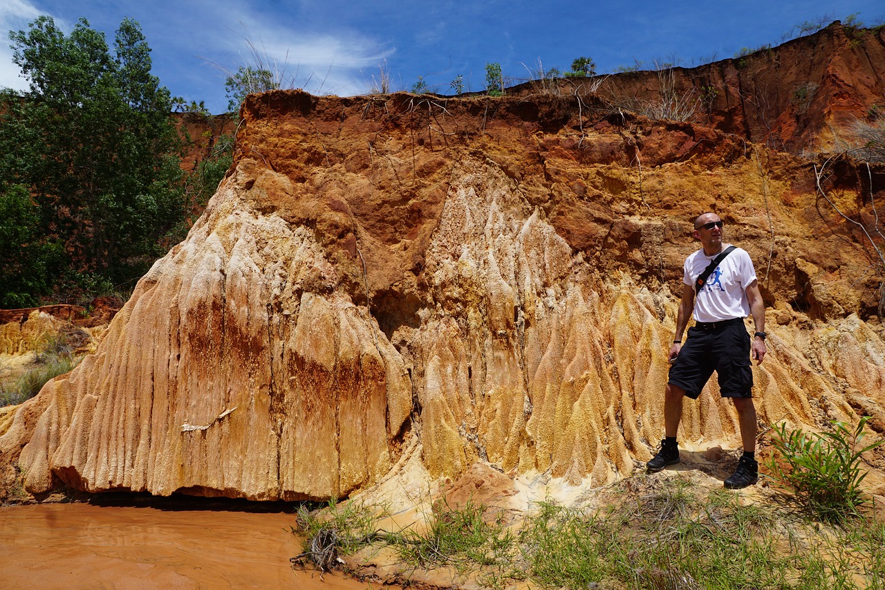 park  madagascar  tsingy rouge free photo