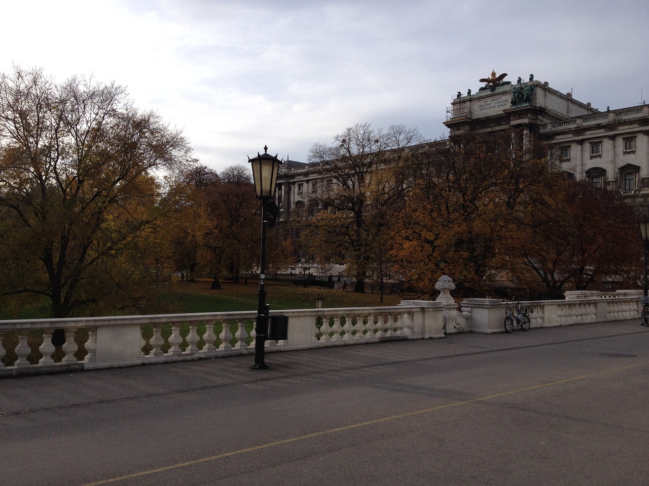 park autumn terrace free photo