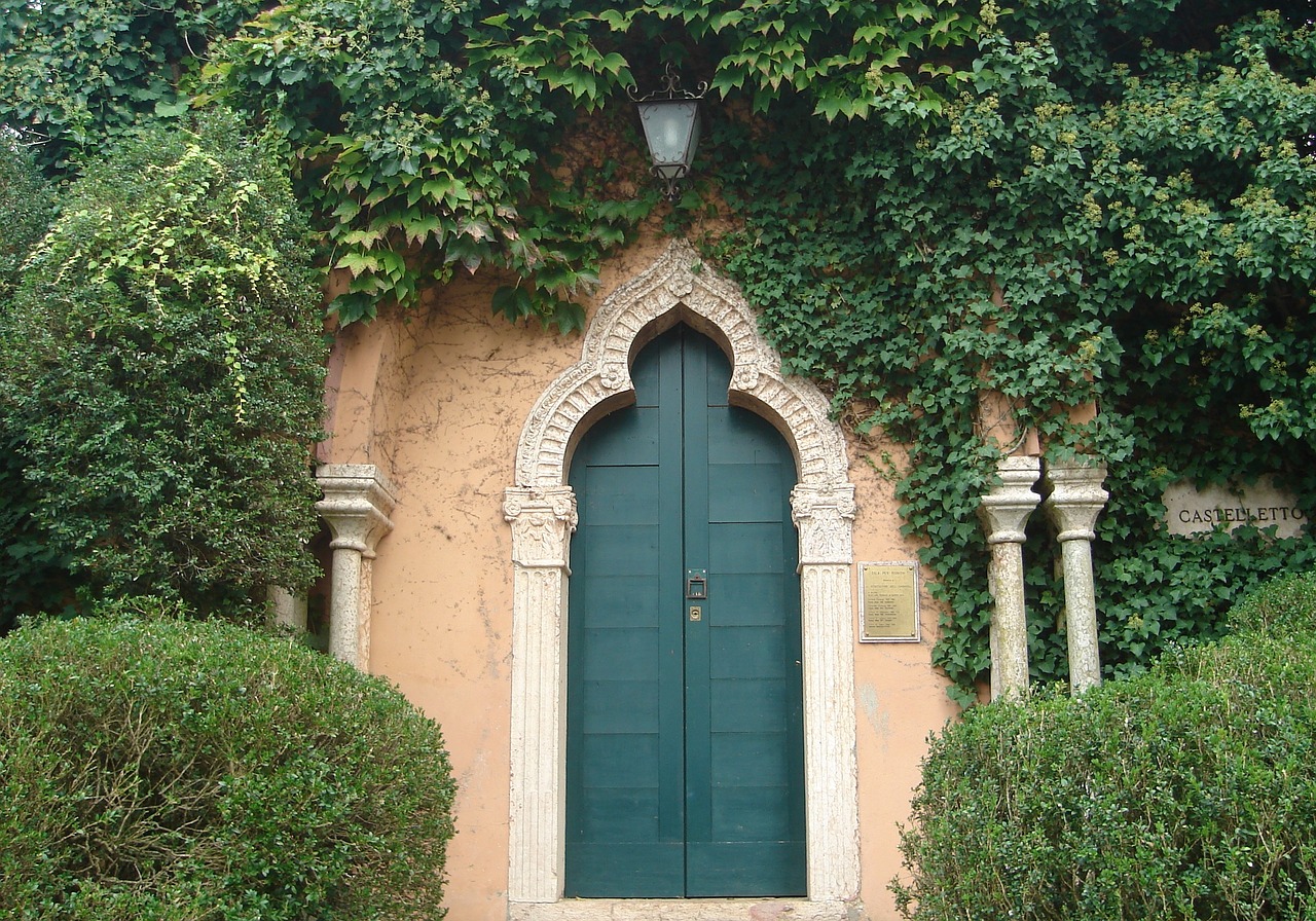 park door lombardy free photo