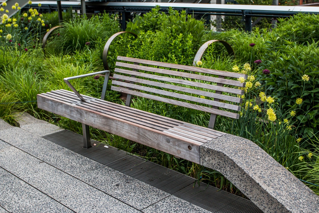 park bench  newyork  rest free photo