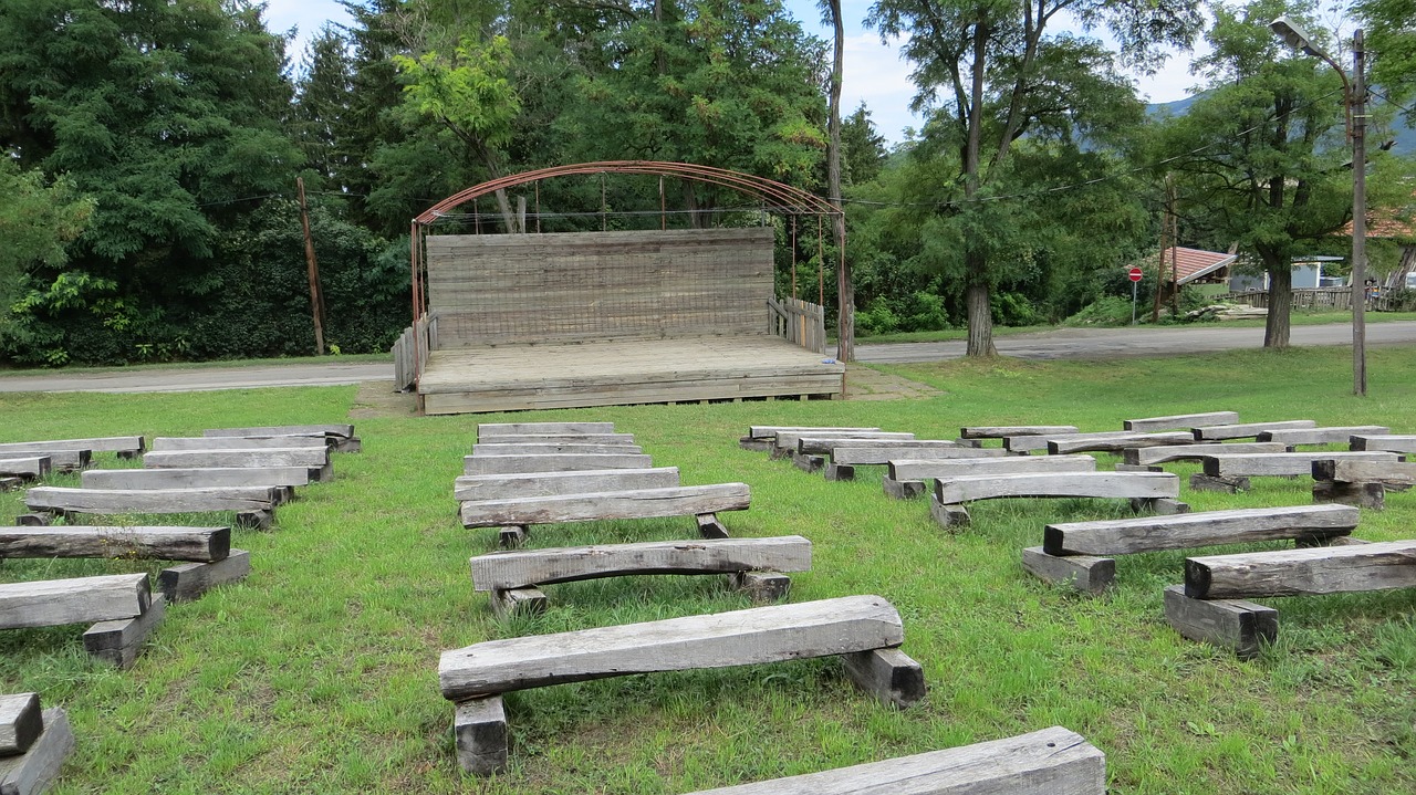 park stage bench outdoor free photo