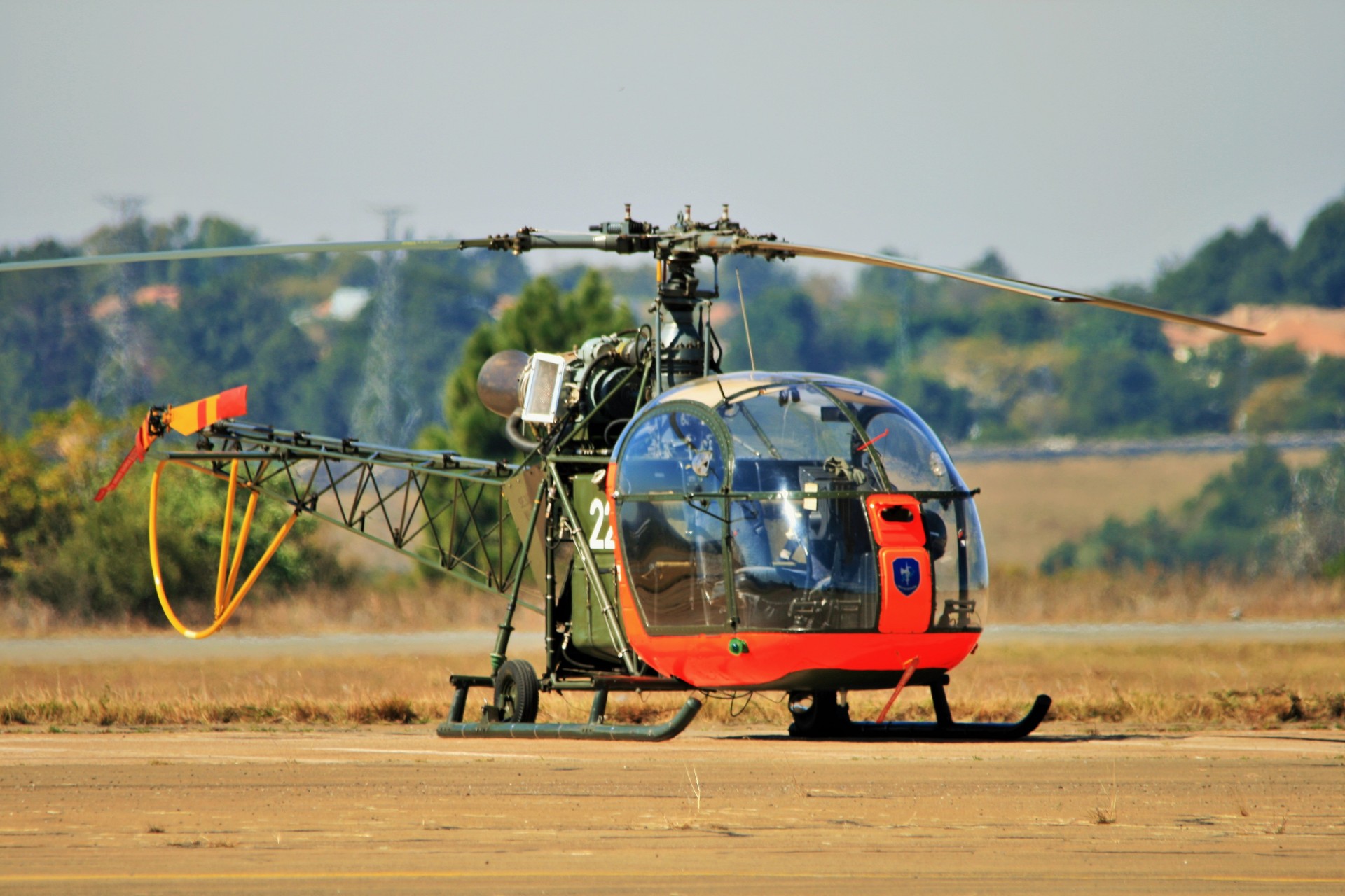helicopter rotor parked free photo