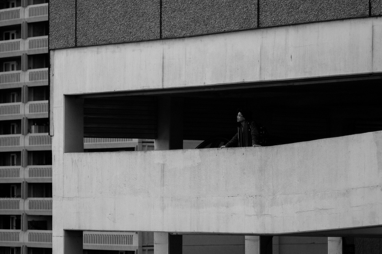 parking garage guy looking free photo