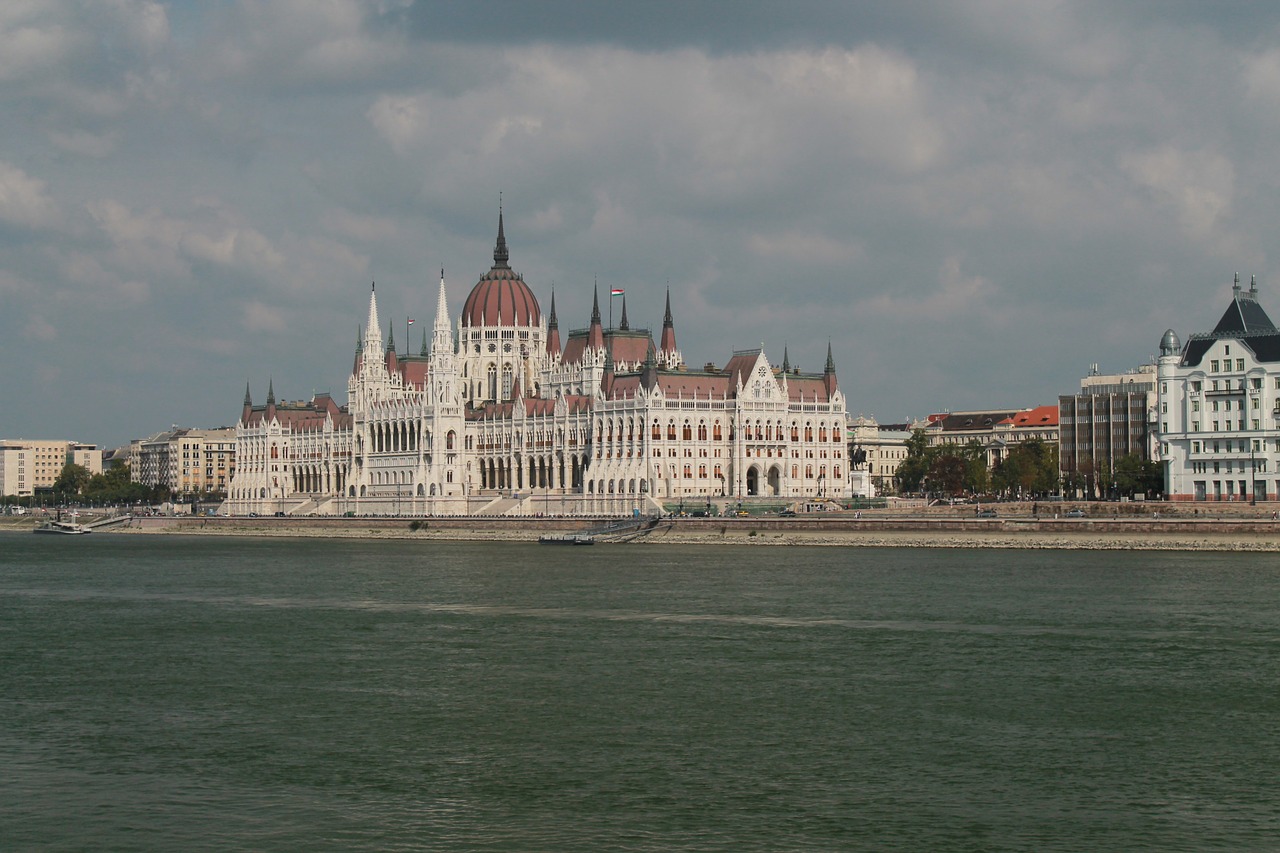 parliament budapest river free photo