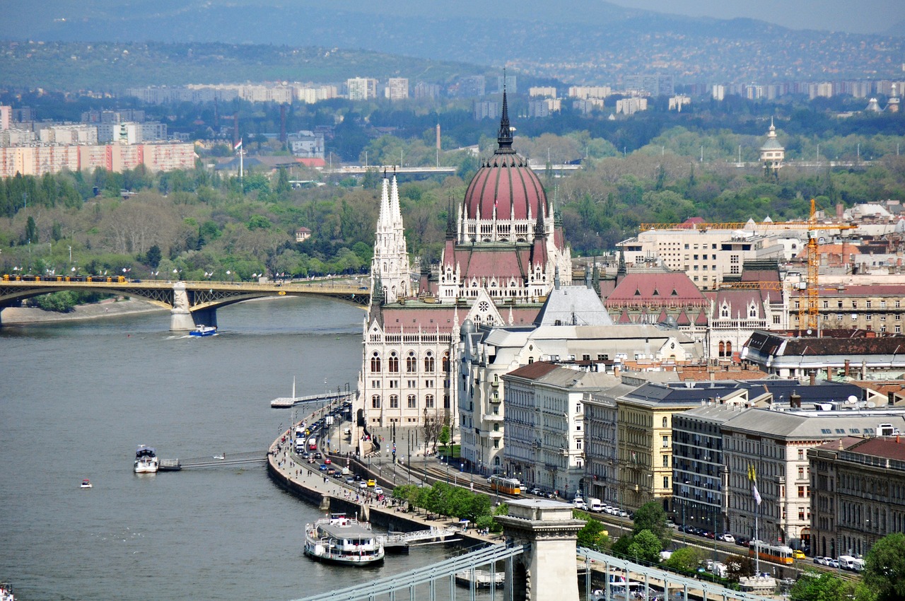 parliament  hungarian  budapest free photo