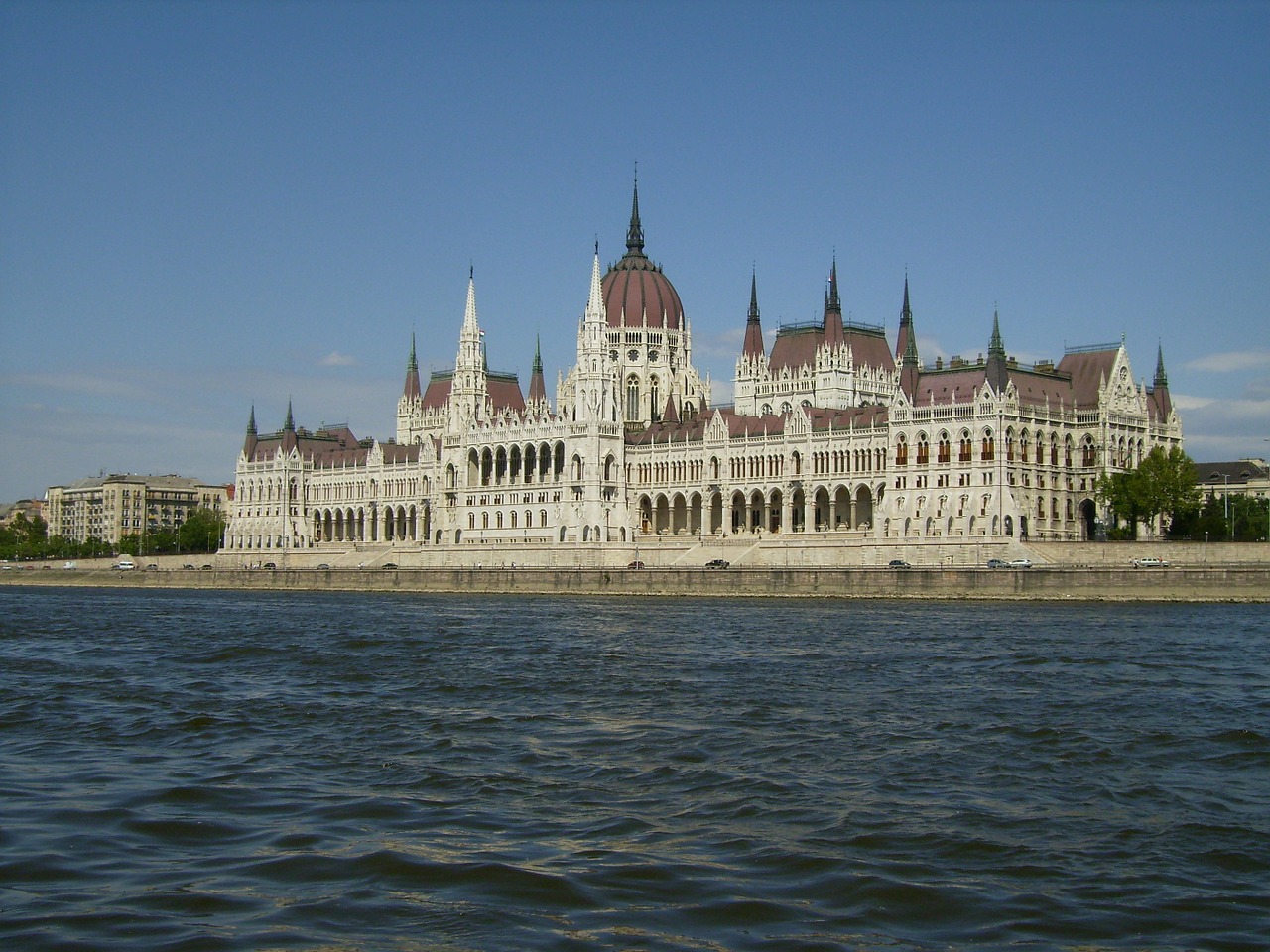 parliament hungary budapest free photo