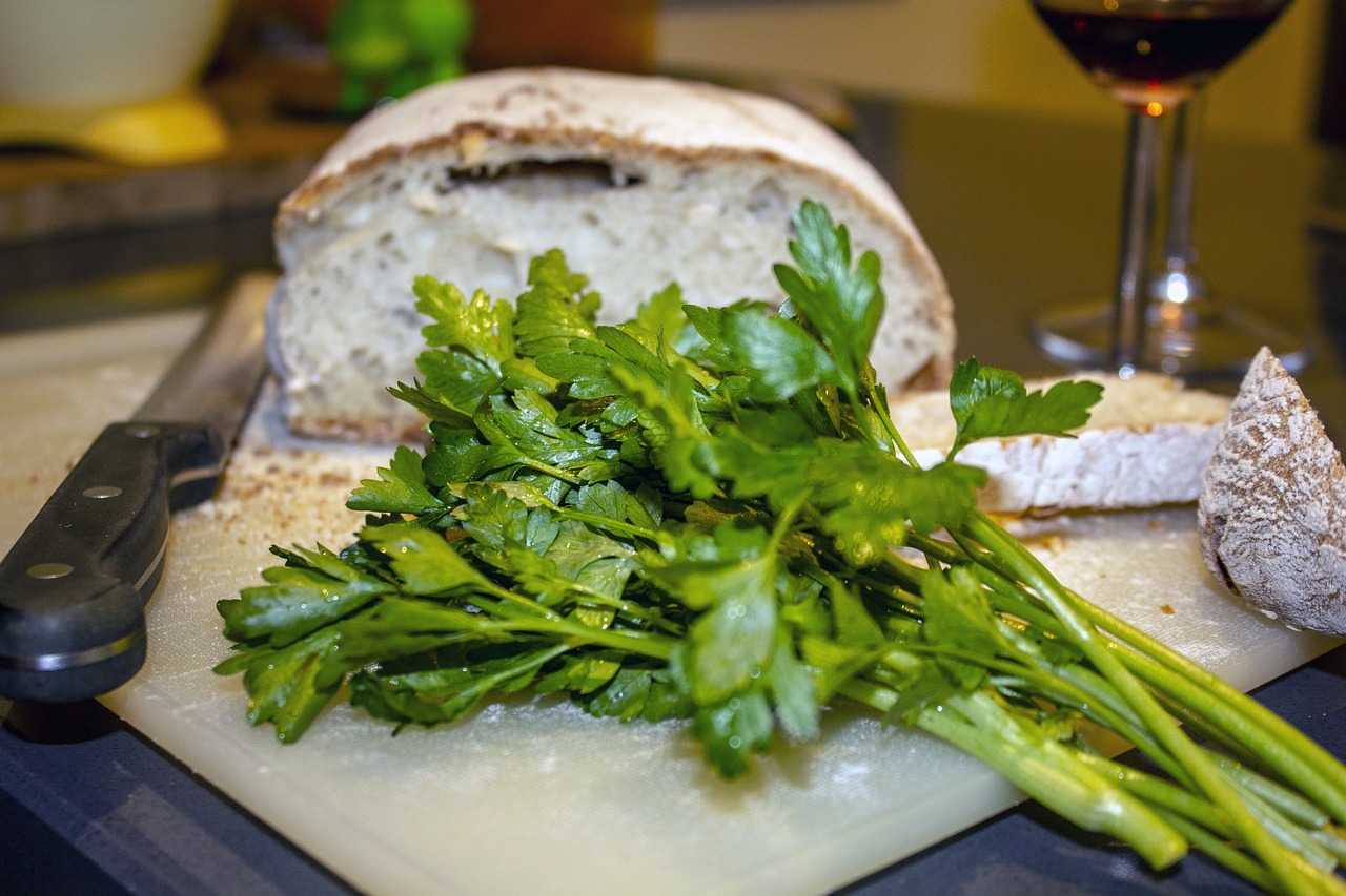 parsley  bread  italian cuisine free photo