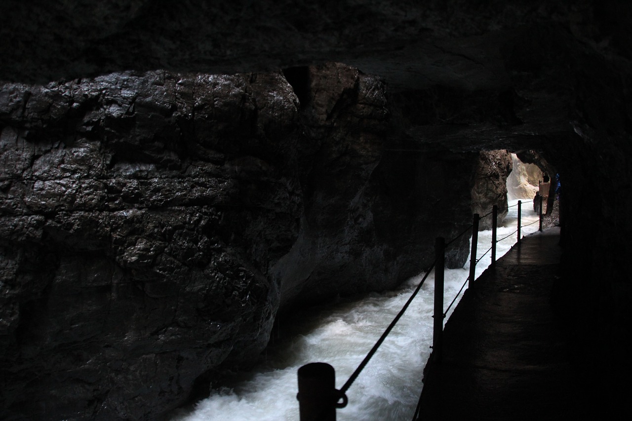 partnachklamm river racing free photo