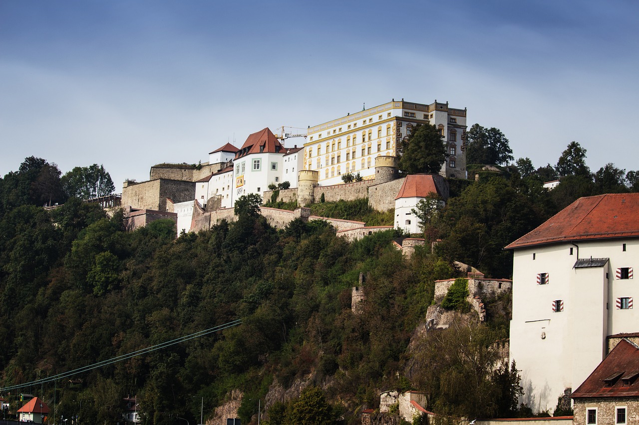 passau castle house of lords free photo