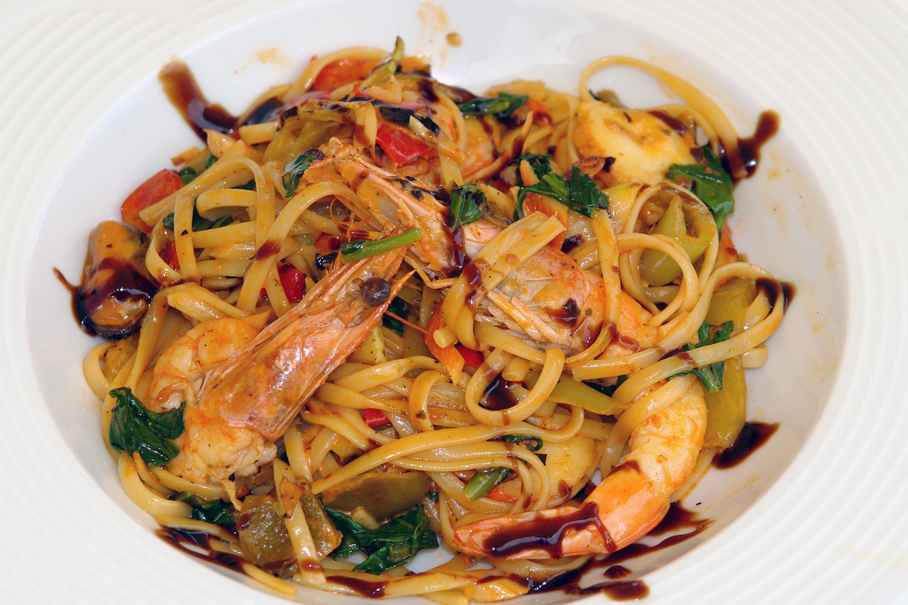 pasta shrimps food free photo