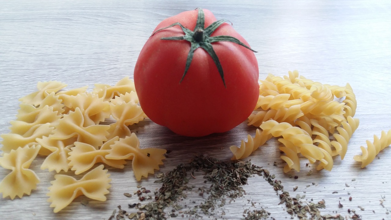 pasta  tomato  basil free photo