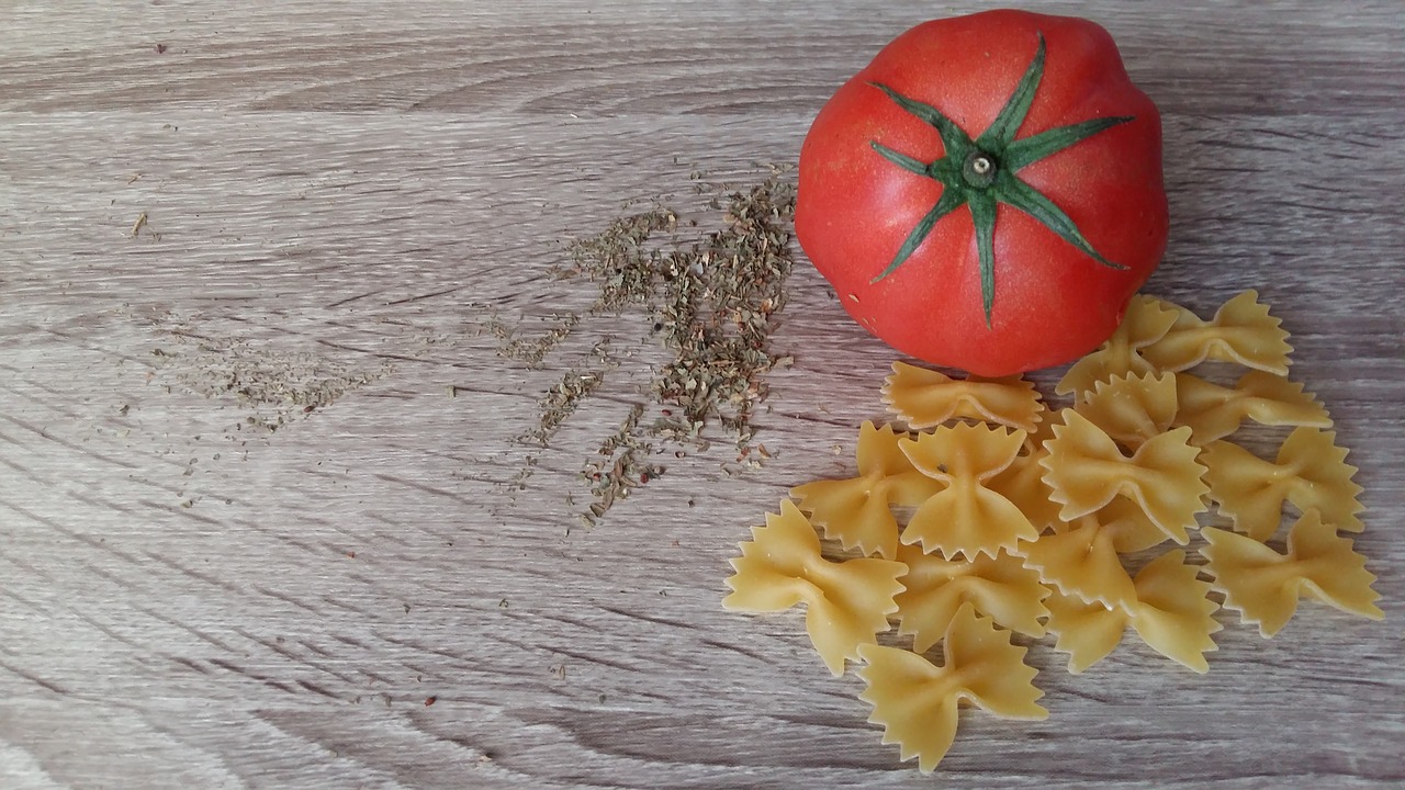 pasta  tomato  basil free photo