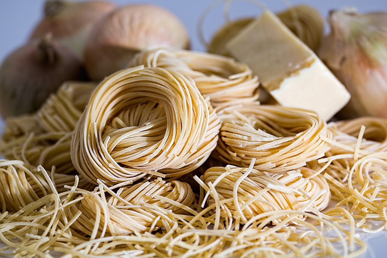 pasta spaghetti noodle free photo