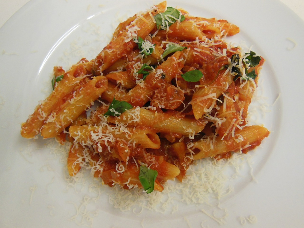 pasta basil sauce free photo