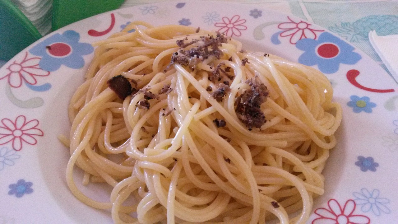 pasta dish spaghetti free photo