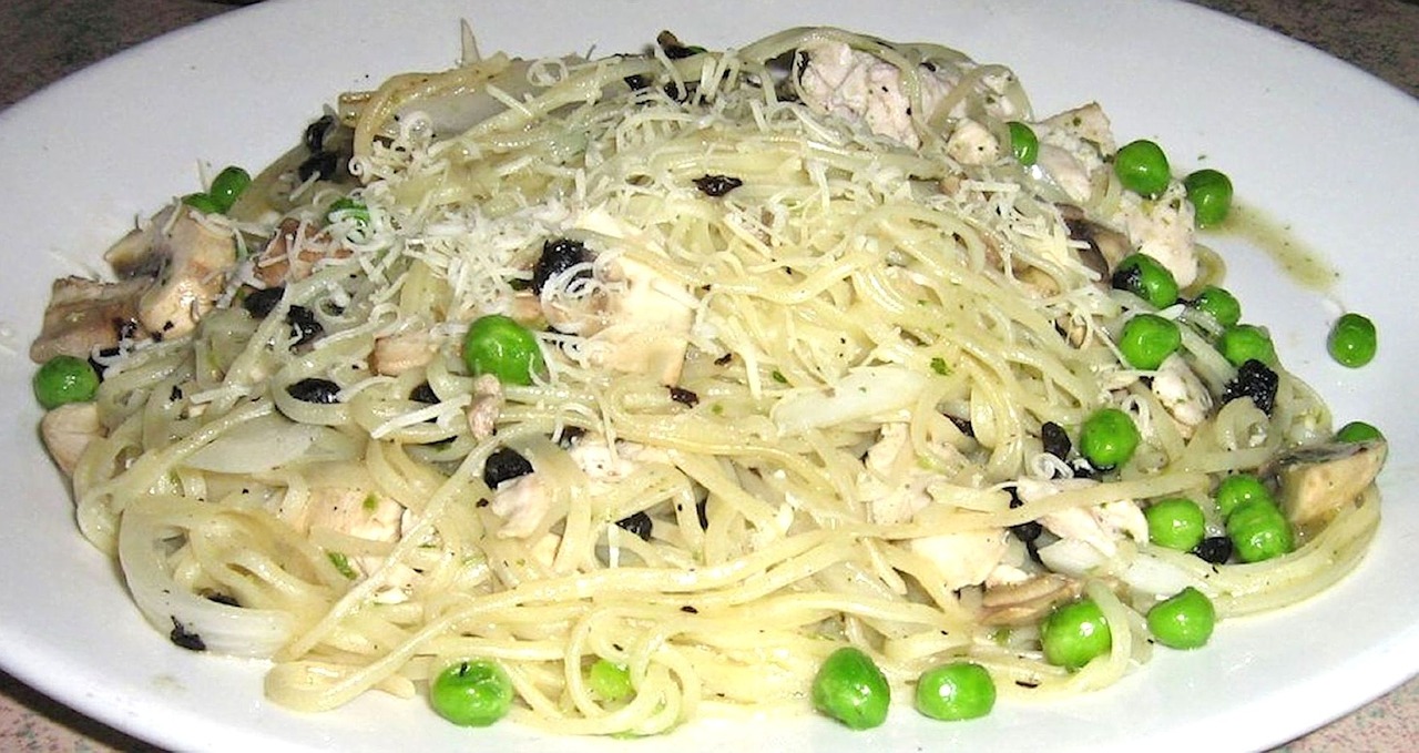 pasta peas chicken free photo