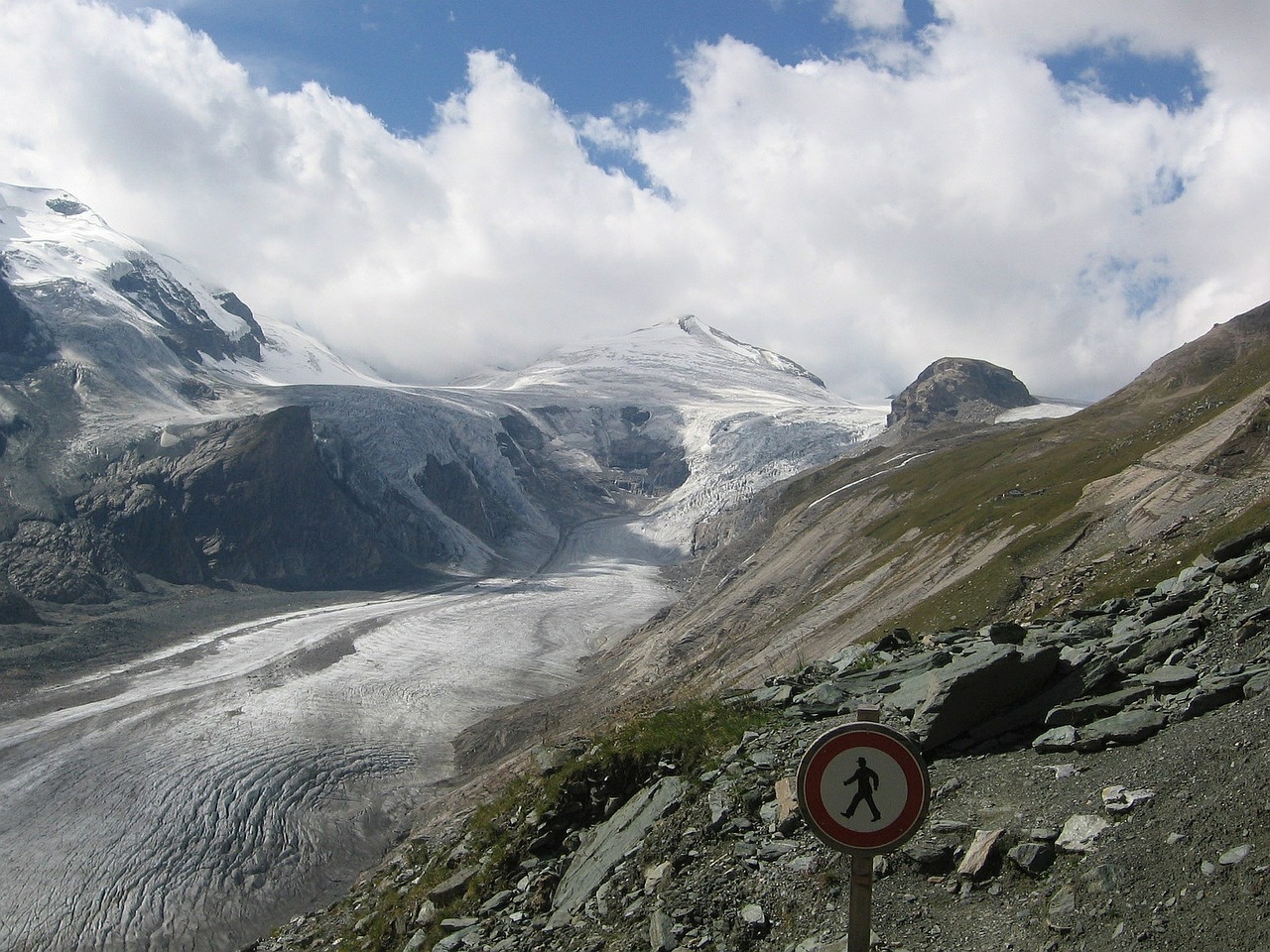 pasterze glacier glacier alpine free photo