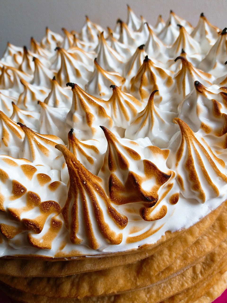 pastry  meringue  food free photo