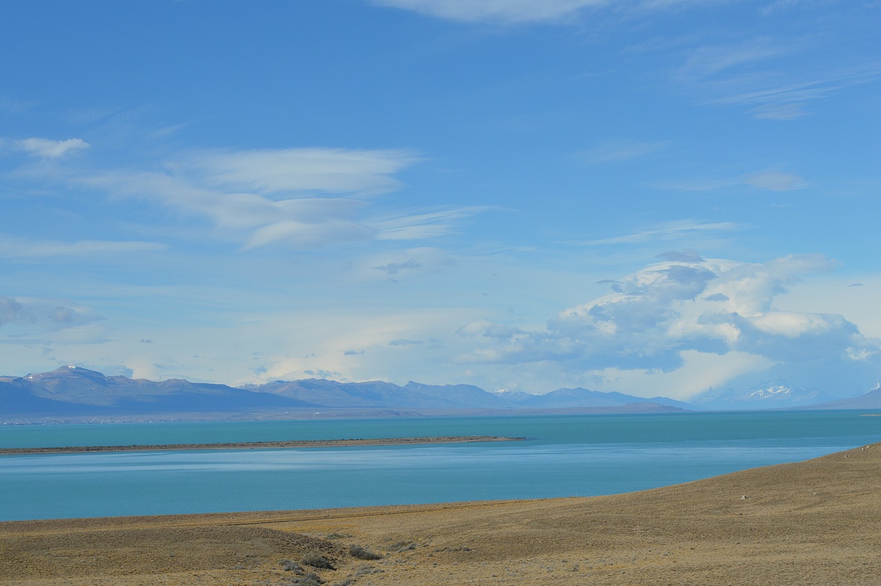 patagonia lake blue free photo