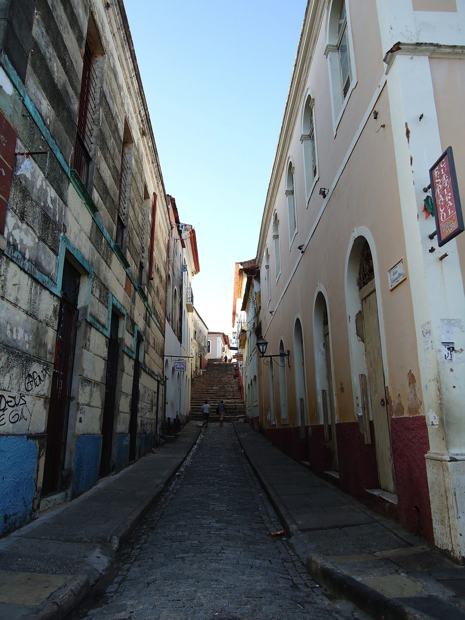 path narrow houses free photo