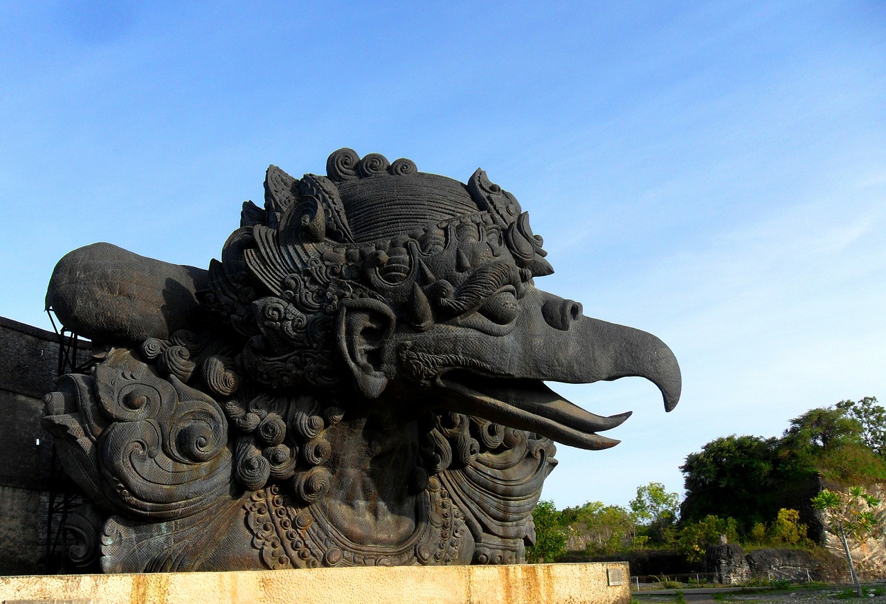 patung garuda bali indonesia free photo