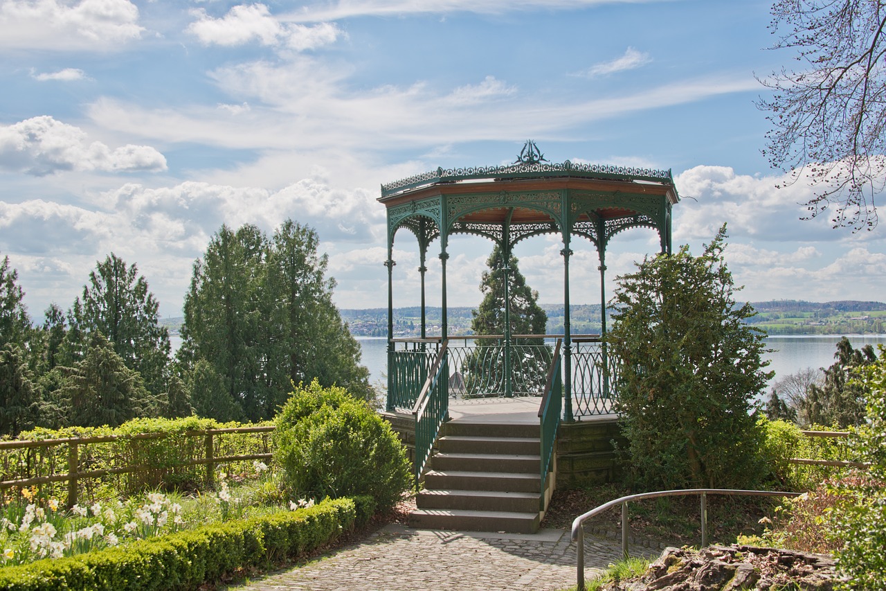 pavilion lake constance view free photo