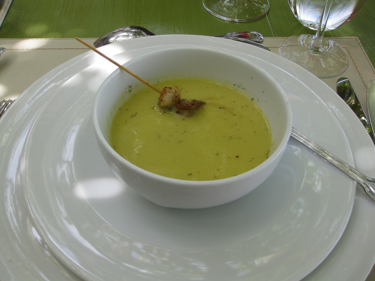 pea soup soup bowl free photo