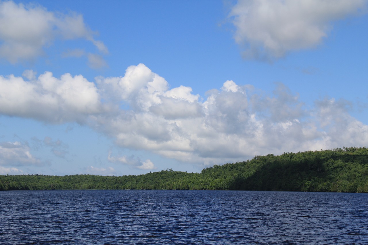 lake sunday calm water splendid lake free photo