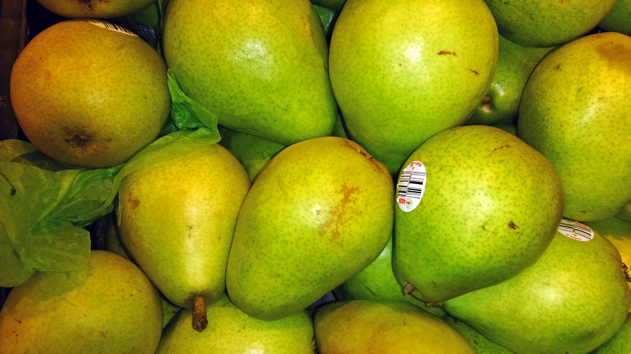 pears green yellow free photo
