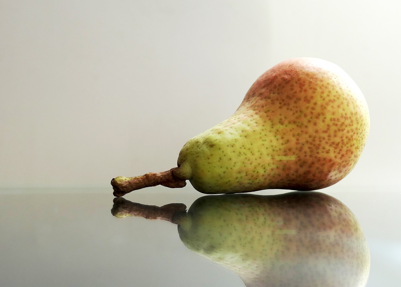 pear fruit bio free photo
