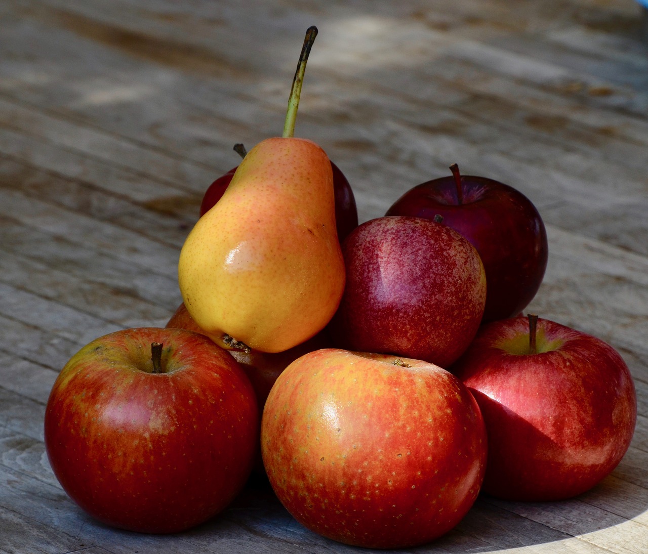 pear  apple  fruit free photo