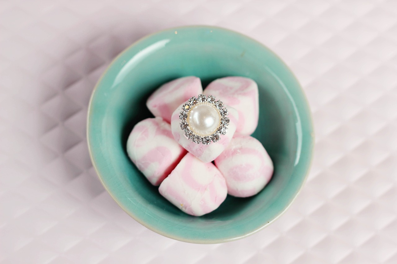 pearl  marshmallows  pretty free photo