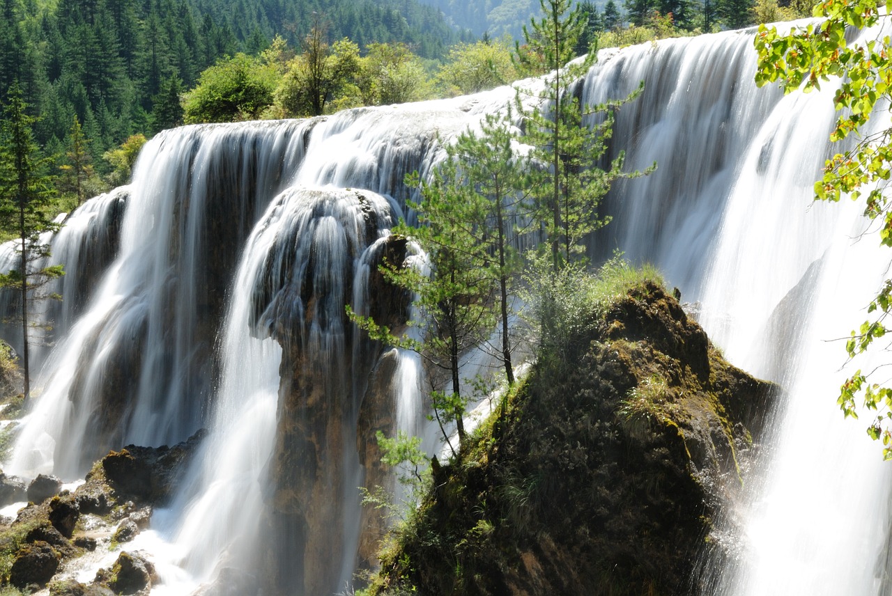 pearl beach waterfall  the scenery  jiuzhaigou free photo