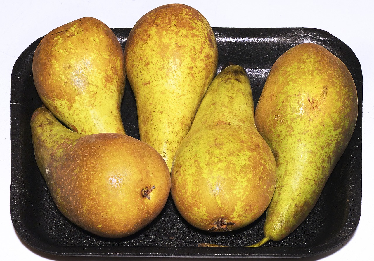 pears dessert fruit fruit free photo