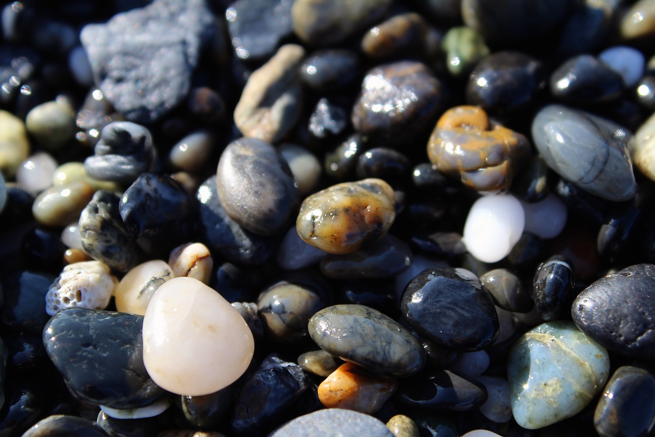 pebble stone rock free photo